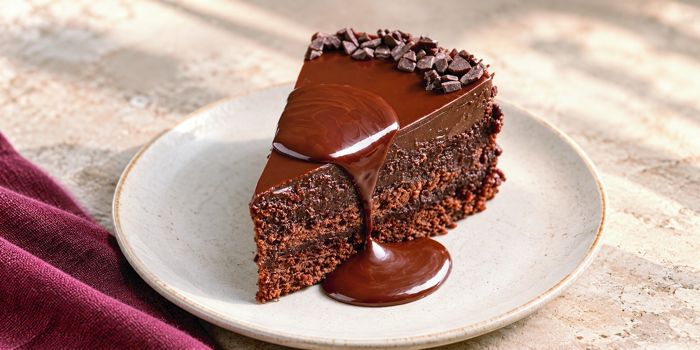 Torta de chocolate con salsa